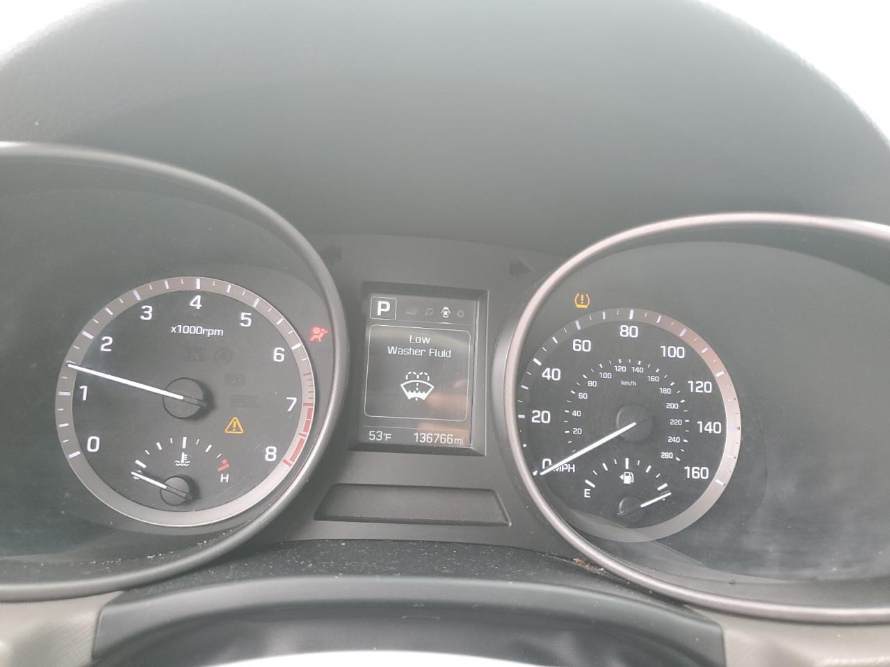 2017 Hyundai Santa Fe - zdjęcie 9