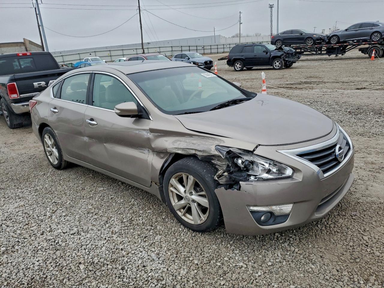 2013 Nissan Altima - zdjęcie 4