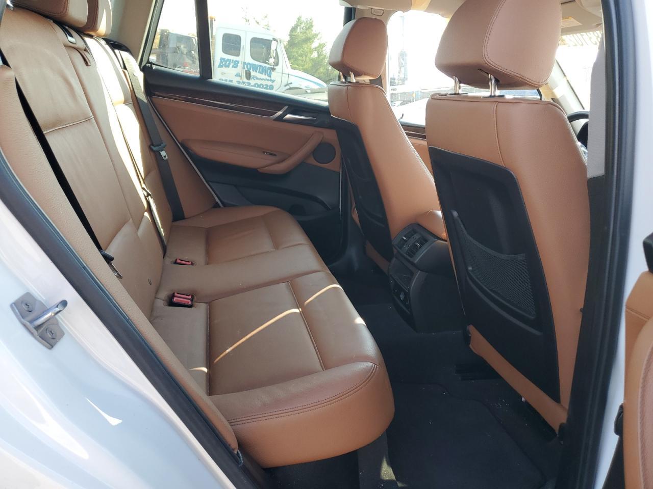 2016 BMW X3 - zdjęcie 11