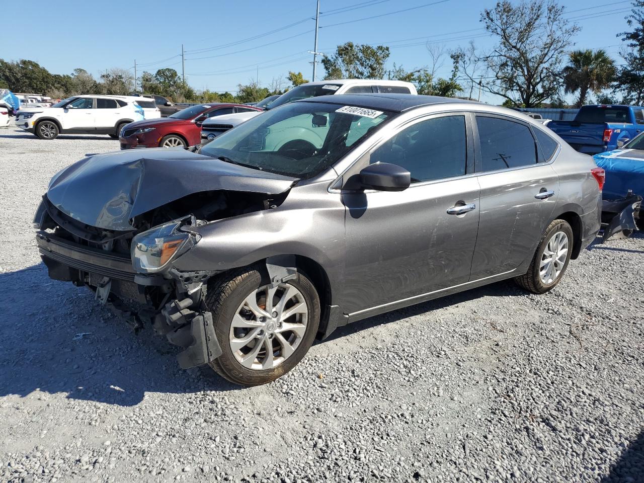 2017 Nissan Sentra - zdjęcie główne