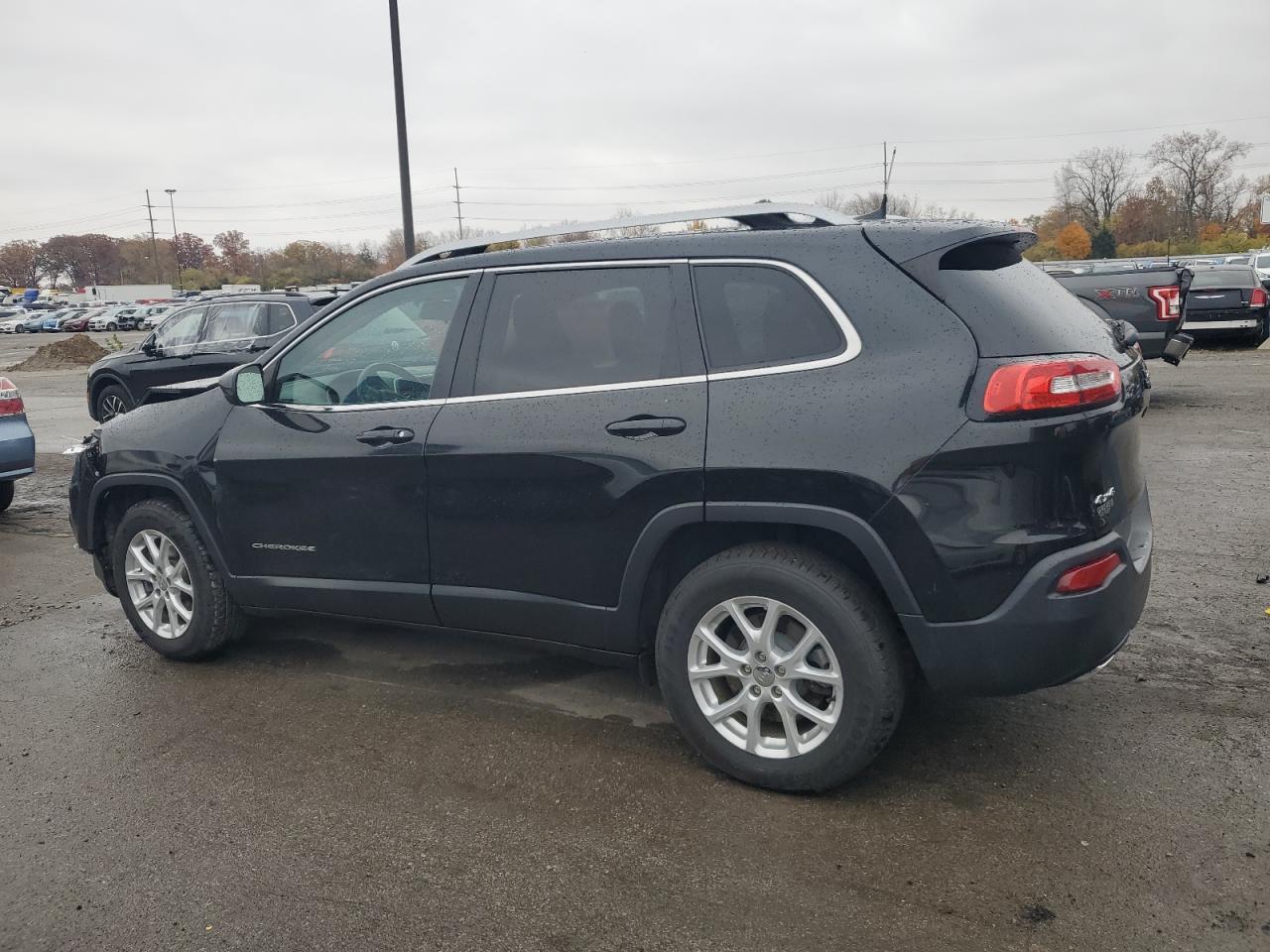 2016 Jeep Cherokee Latitude - zdjęcie 2