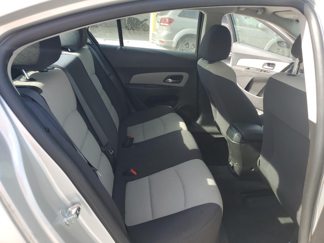 2016 Chevrolet Cruze Limited Ls - zdjęcie 10