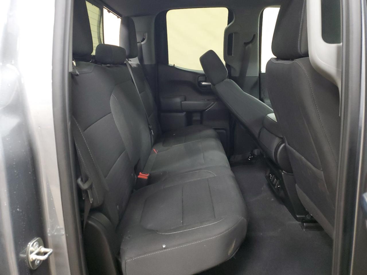 2020 Chevrolet Silverado K1500 Lt - zdjęcie 10