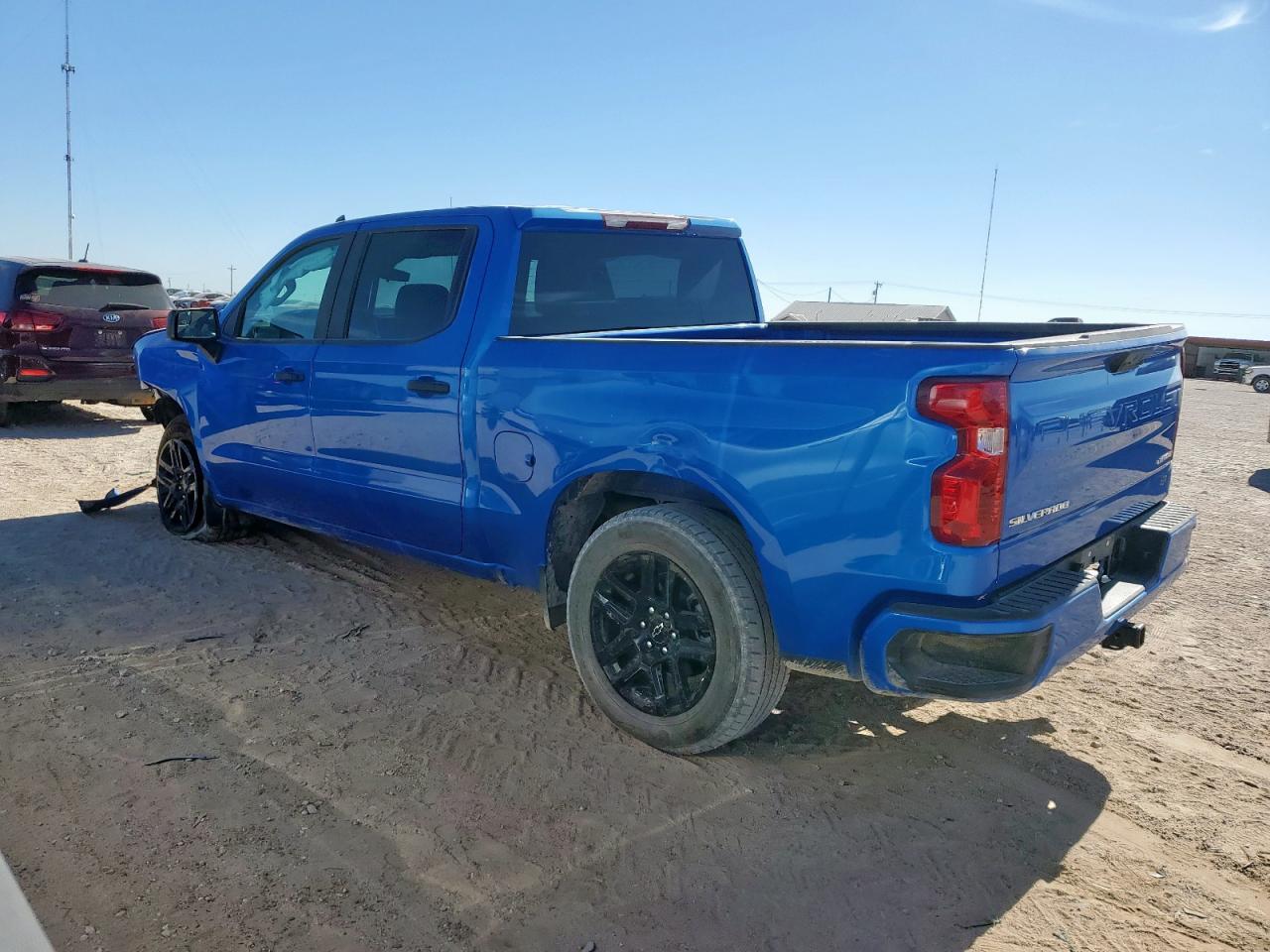 2025 Chevrolet Silverado C1500 Custom - zdjęcie 2