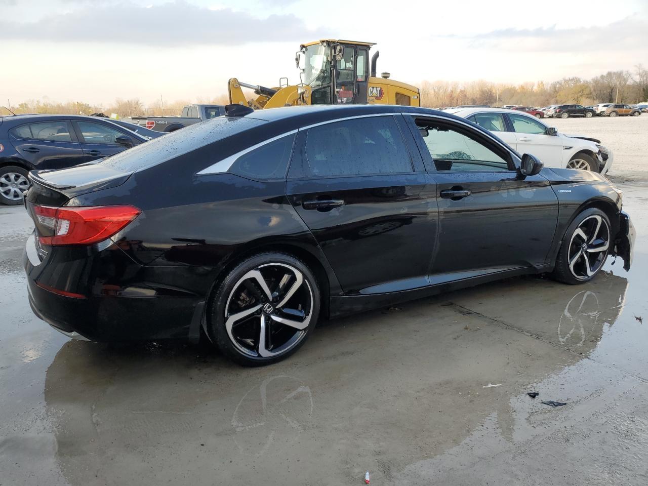 2022 Honda Accord - zdjęcie 3