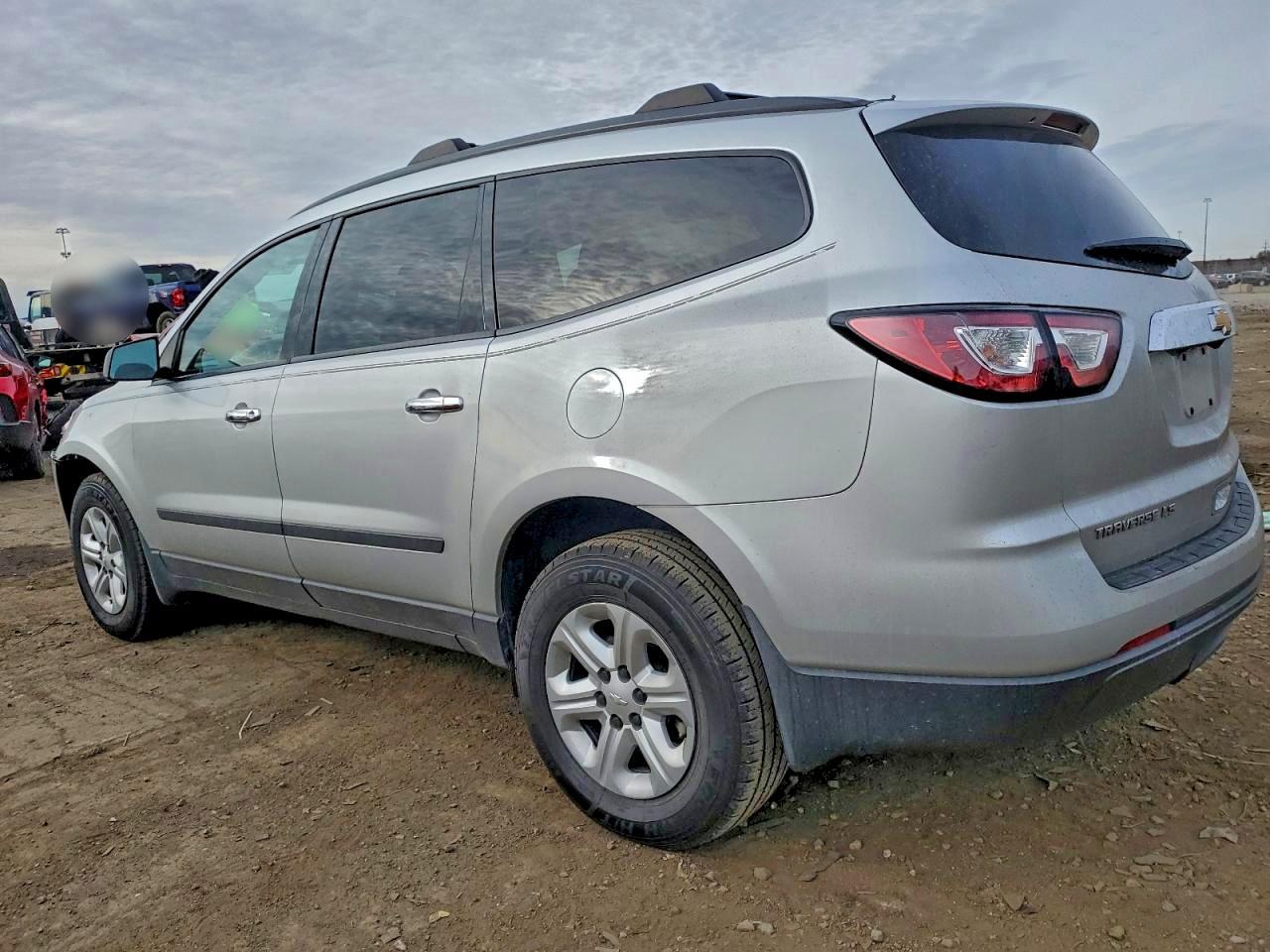 2017 Chevrolet Traverse - zdjęcie 2