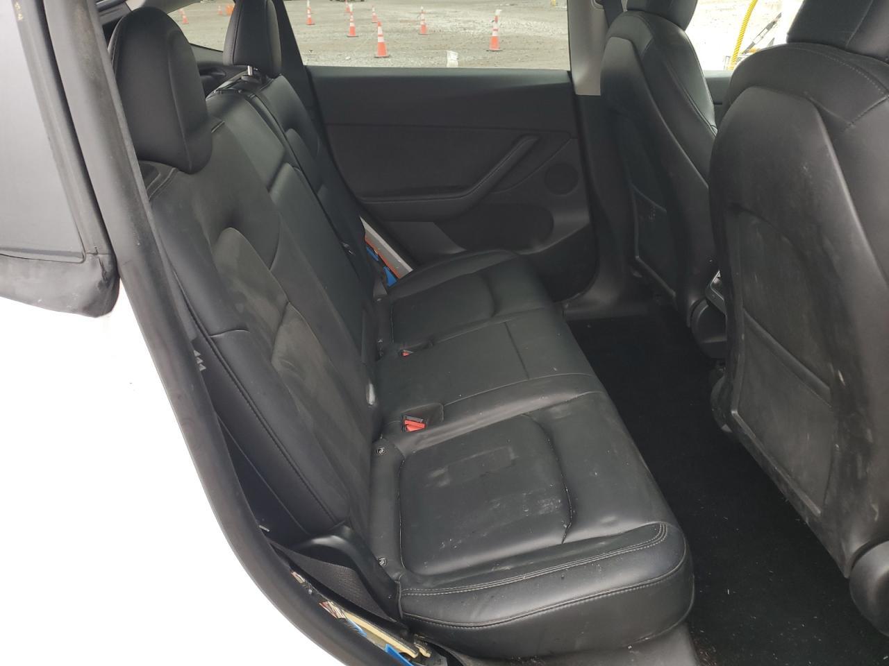 2021 Tesla Model Y - zdjęcie 11