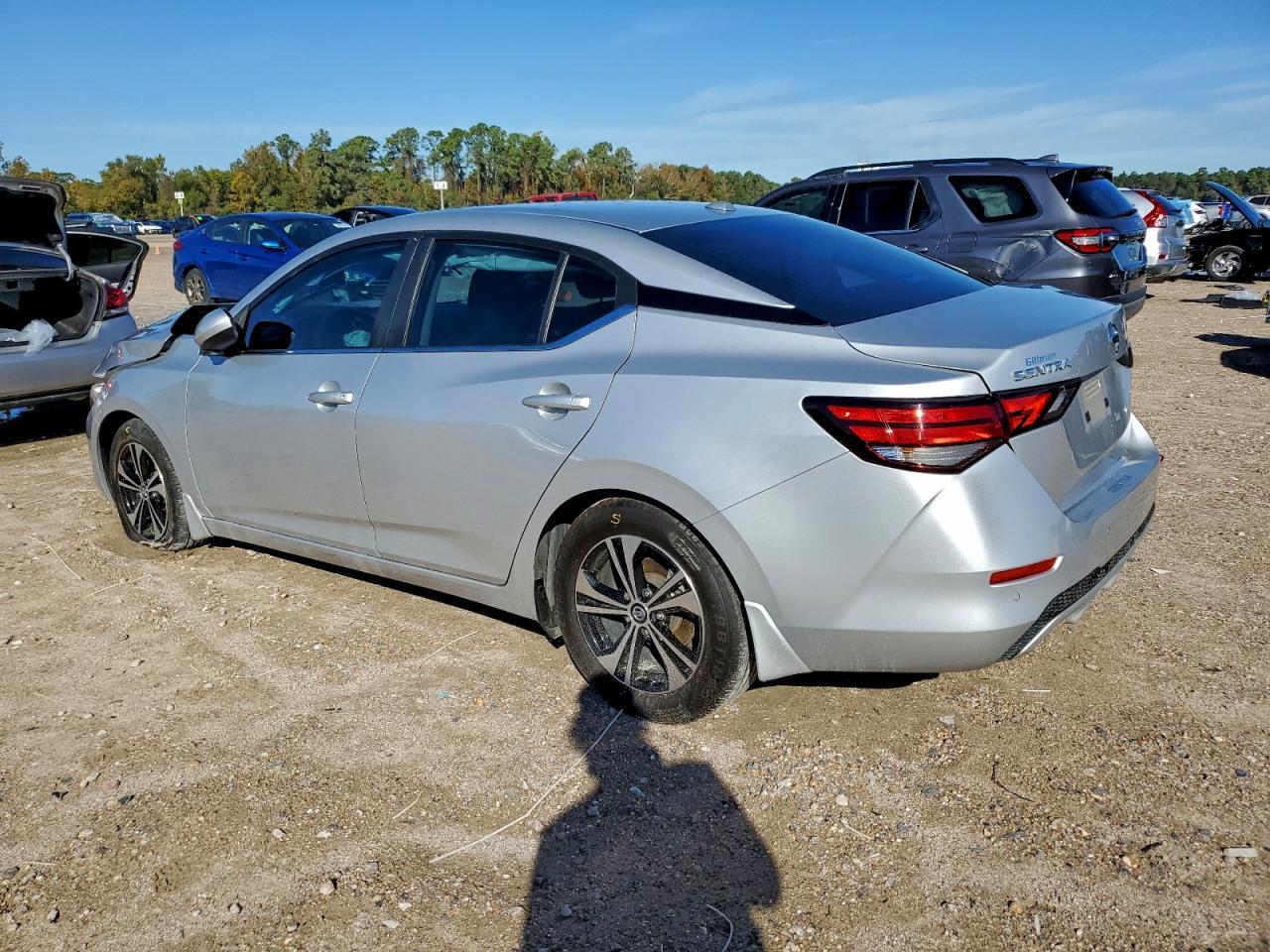 2022 Nissan Sentra Sv - zdjęcie 2