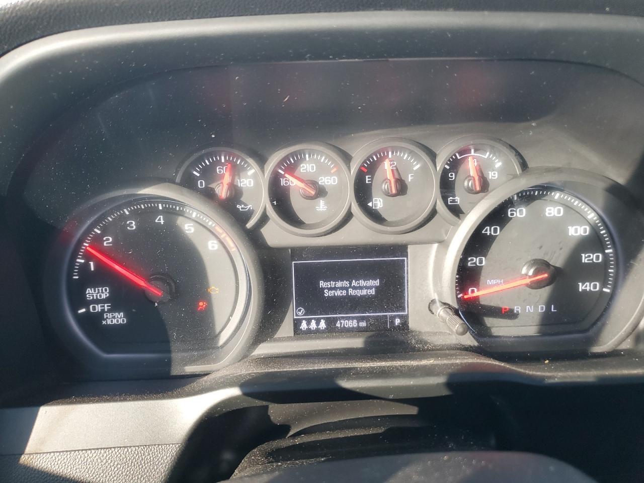 2024 Chevrolet Silverado - zdjęcie 9