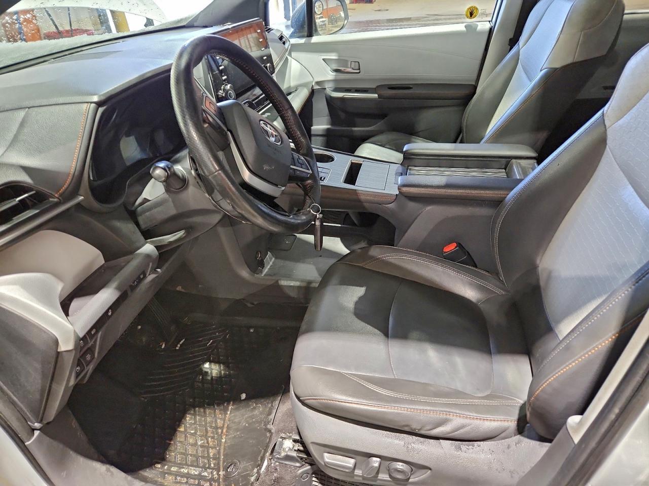 2021 Toyota Sienna - zdjęcie 7