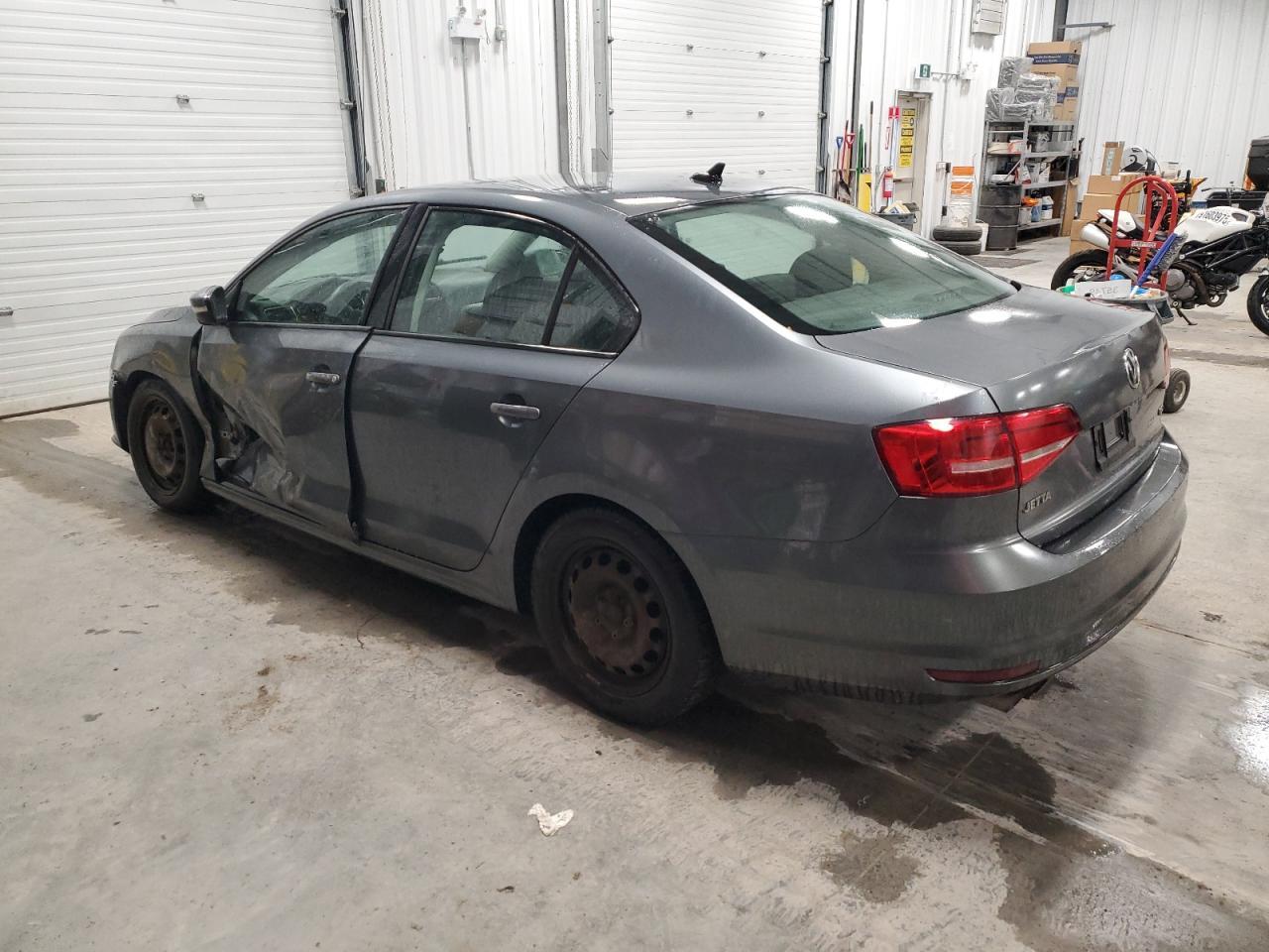 2015 Volkswagen Jetta - zdjęcie 2