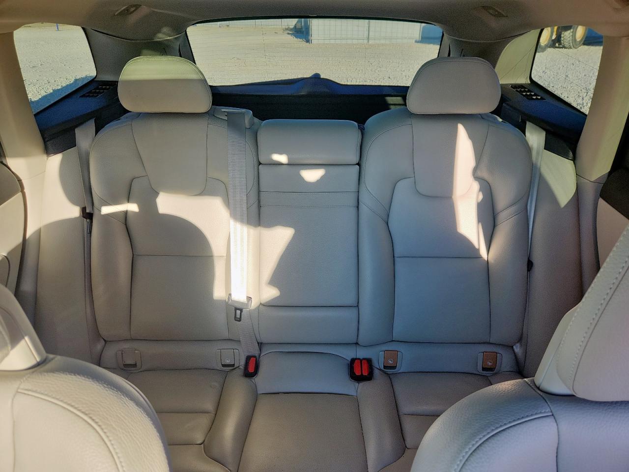 2018 Volvo Xc60 T5 - zdjęcie 10