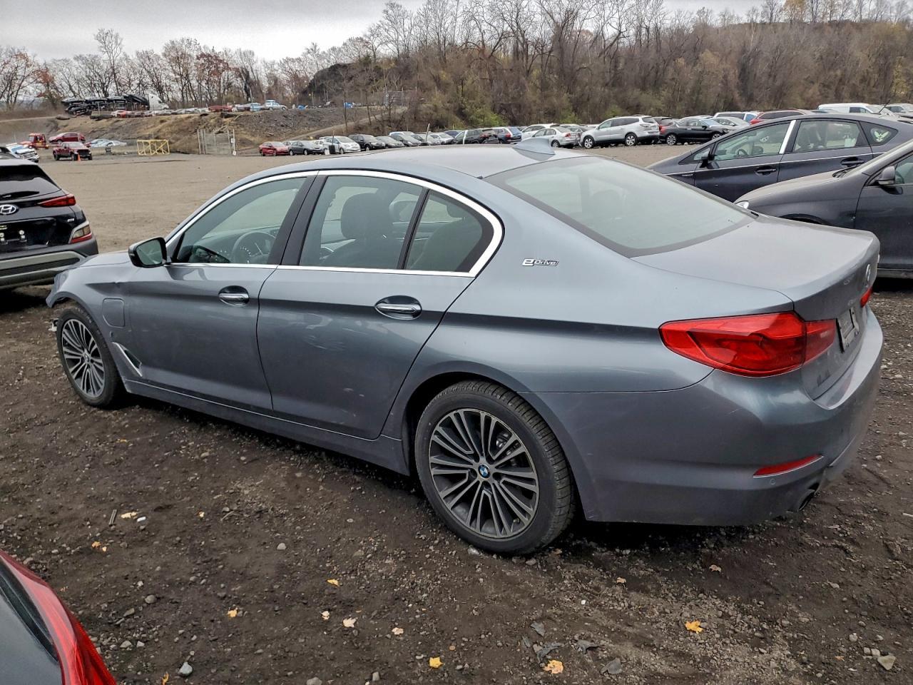 2018 BMW Seria 5 - zdjęcie 2