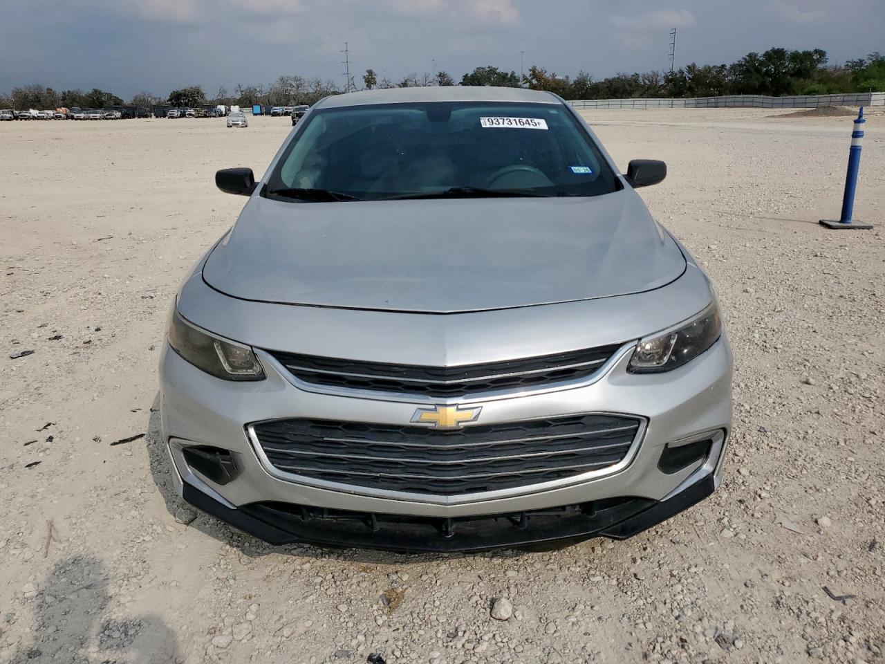 2016 Chevrolet Malibu Ls - zdjęcie 5