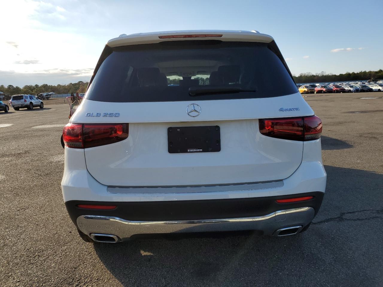 2023 Mercedes-Benz Glb 250 4Matic - zdjęcie 6