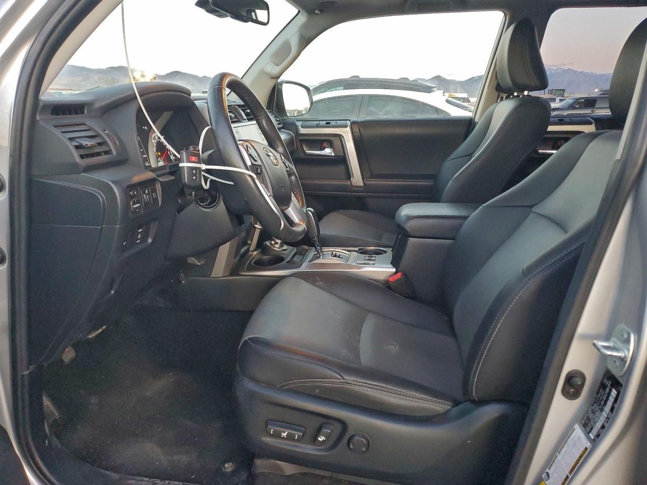 2021 Toyota 4Runner - zdjęcie 7