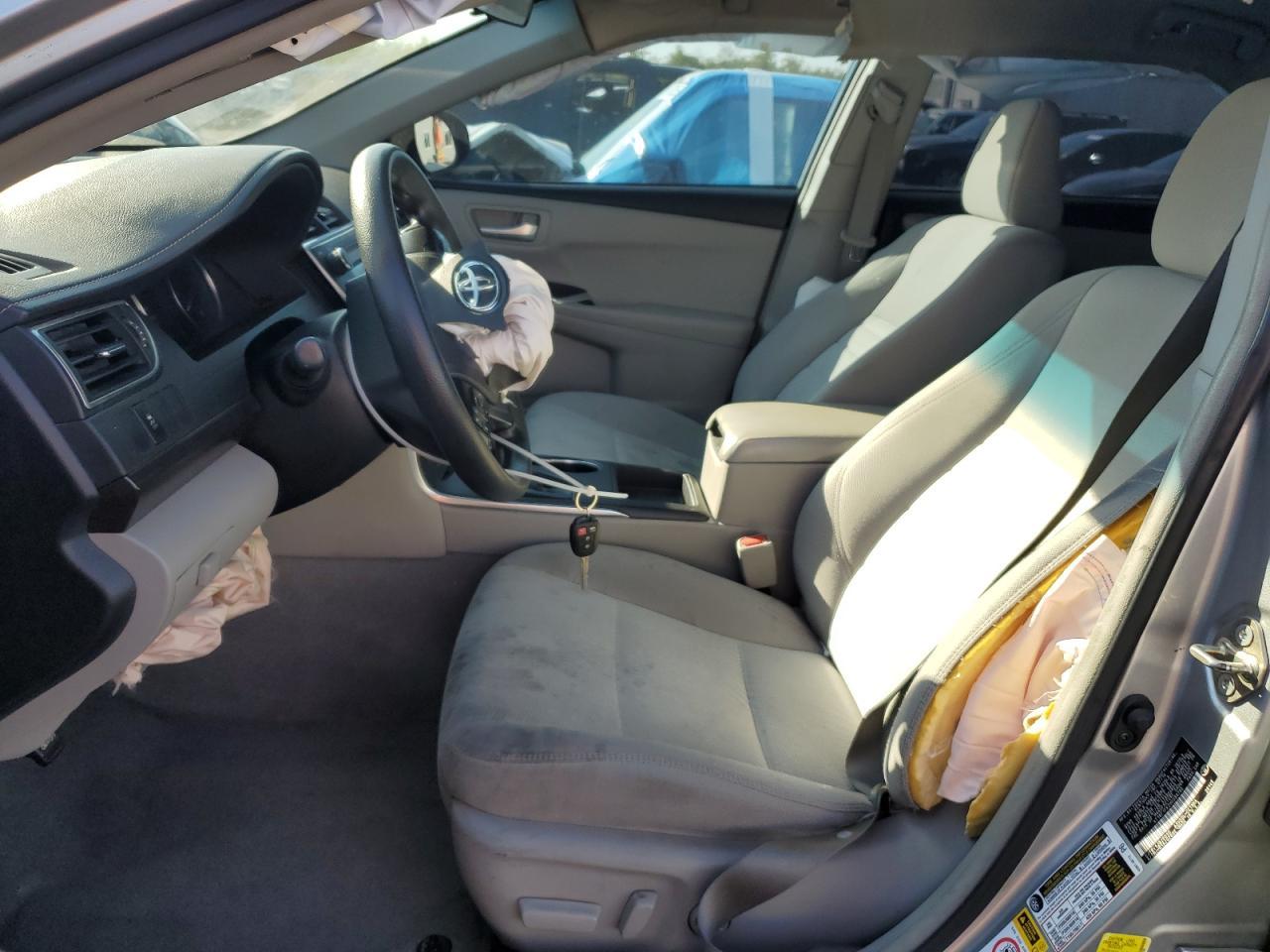 2017 Toyota Camry - zdjęcie 7