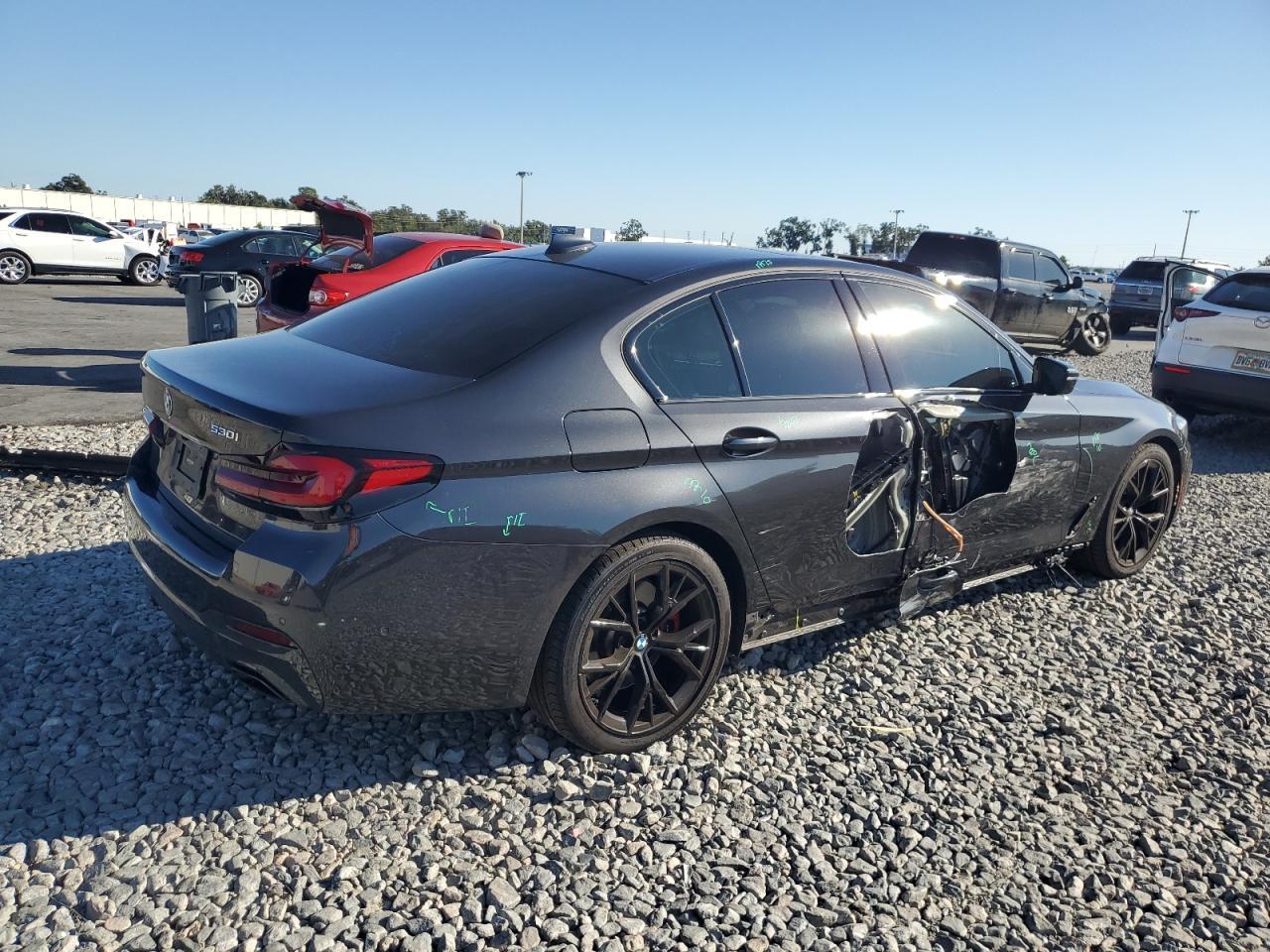 2022 BMW Seria 5 - zdjęcie 3