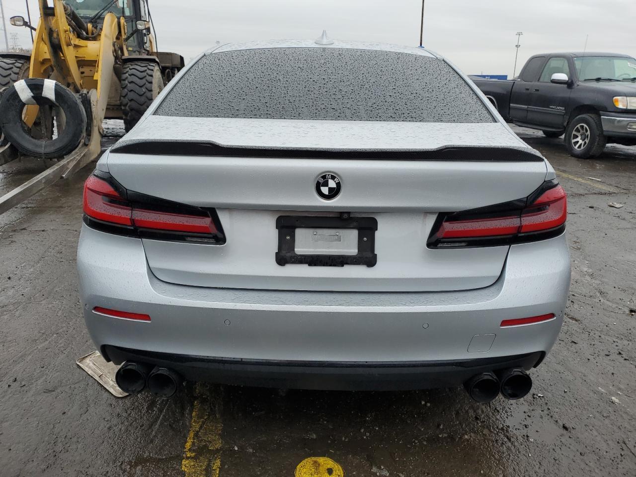 2021 BMW 530 Xi - zdjęcie 6