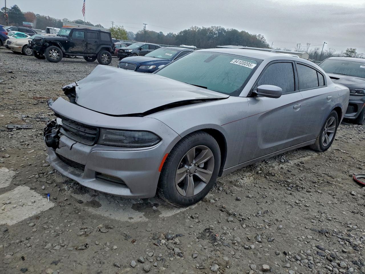 2015 Dodge Charger Sxt - zdjęcie główne