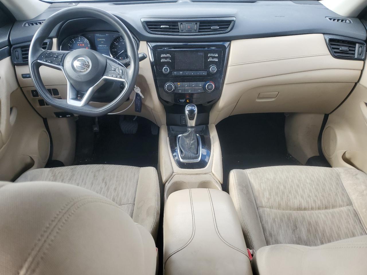 2017 Nissan Rogue - zdjęcie 8