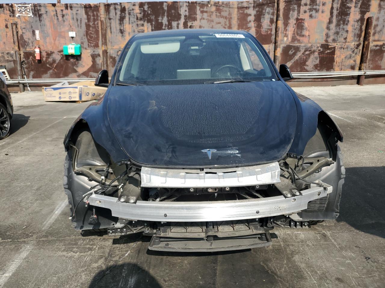2024 Tesla Y - zdjęcie 5