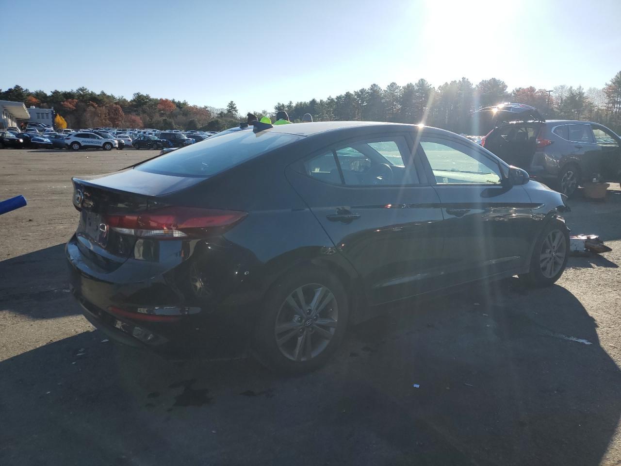 2018 Hyundai Elantra - zdjęcie 3