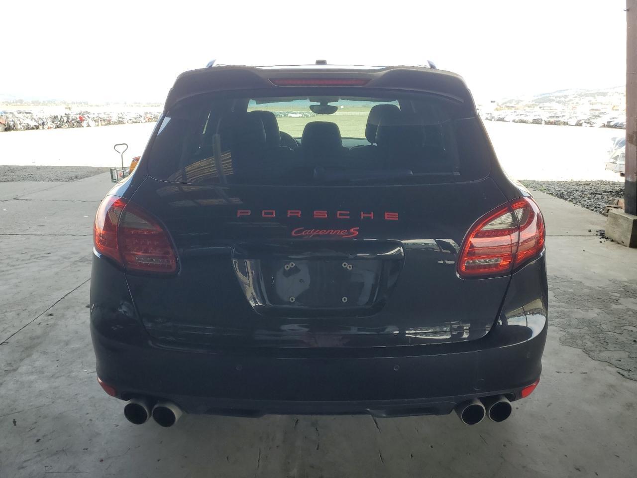 2014 Porsche Cayenne - zdjęcie 6