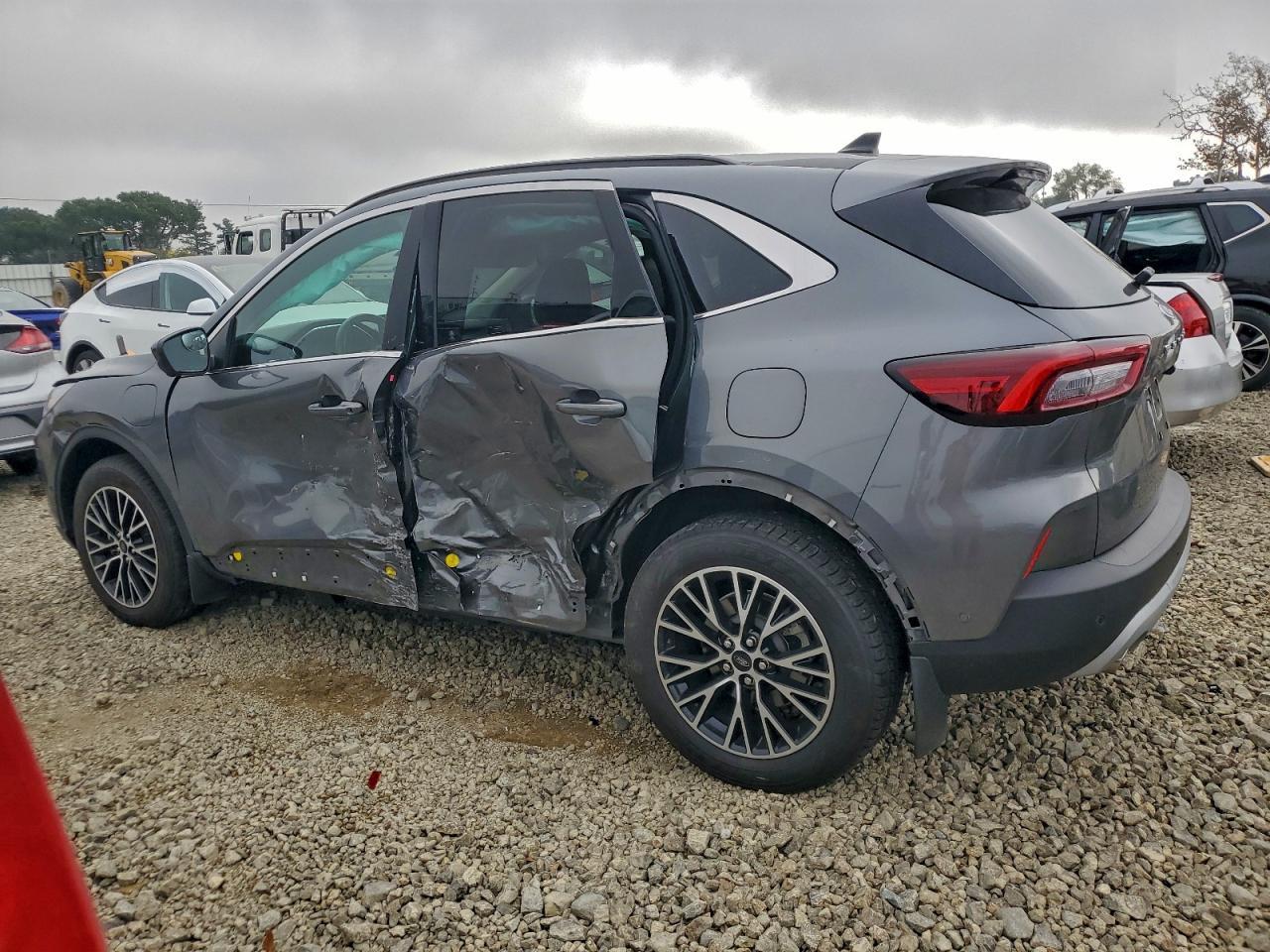 2023 Ford Escape - zdjęcie 2