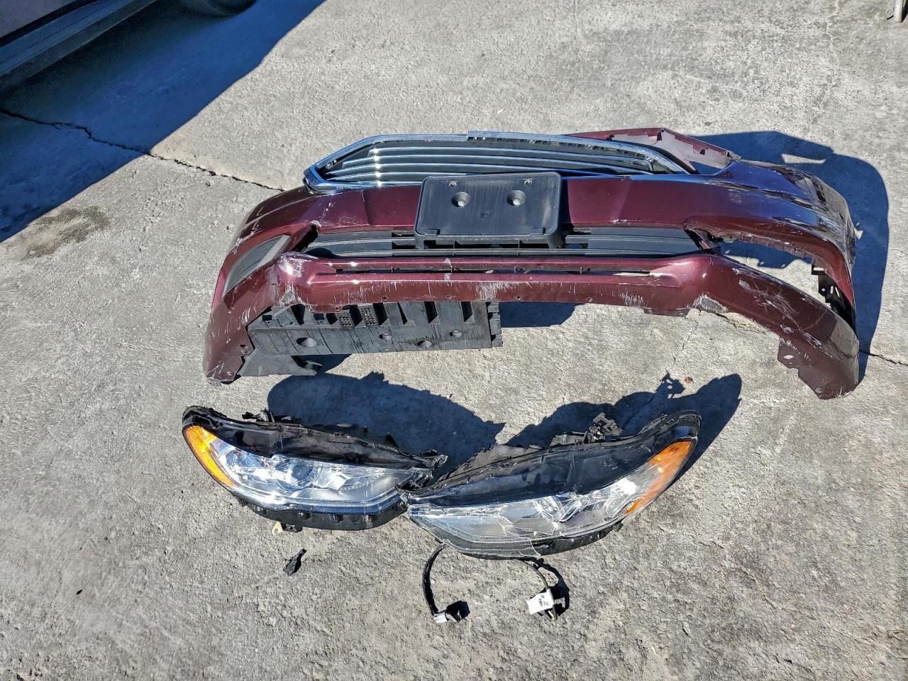 2017 Ford Fusion - zdjęcie 12