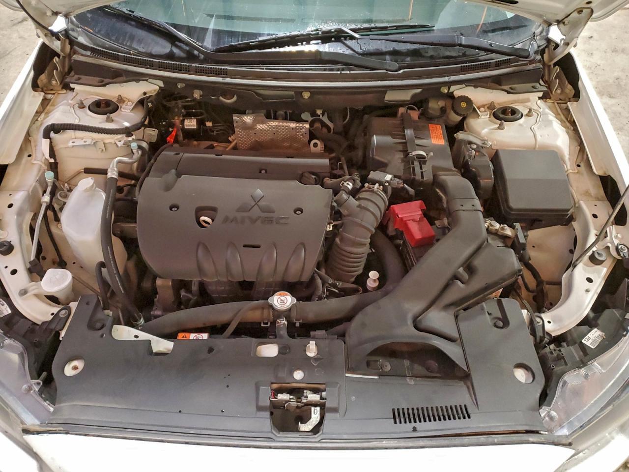 2014 Mitsubishi Lancer - zdjęcie 11