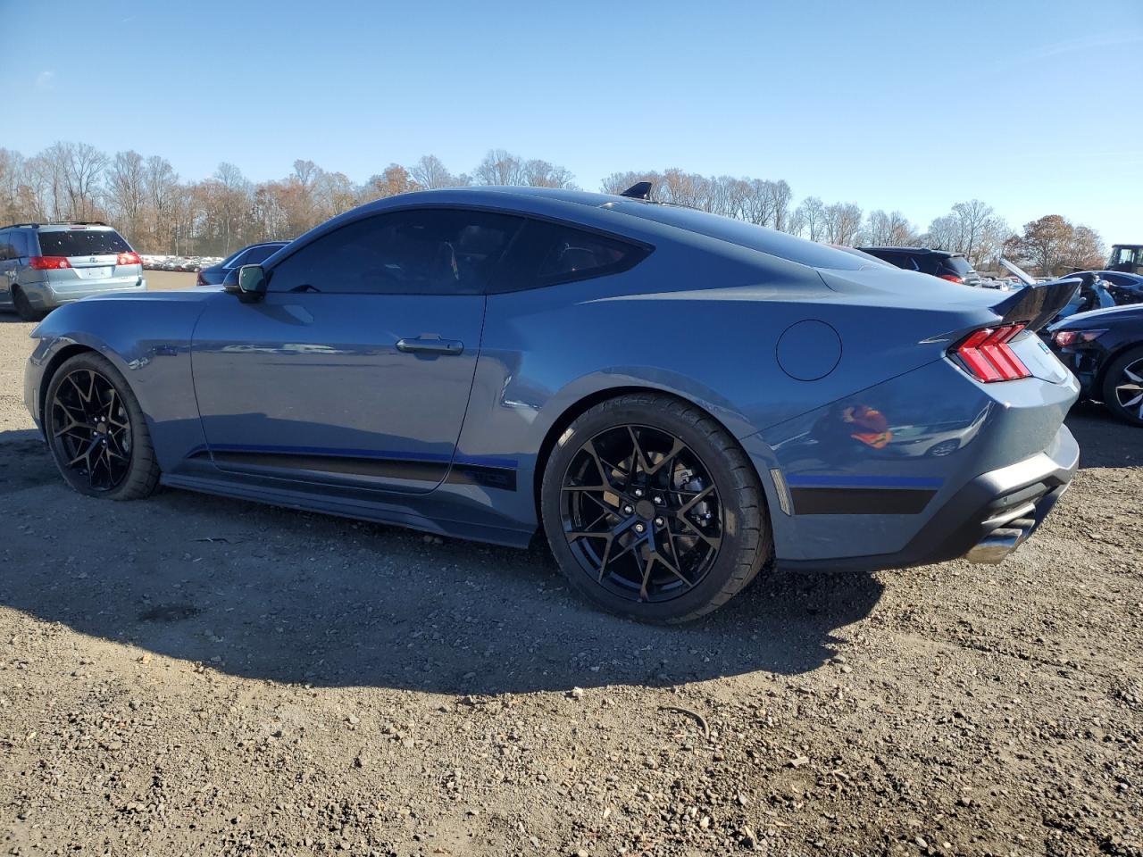 2024 Ford Mustang Gt - zdjęcie 2