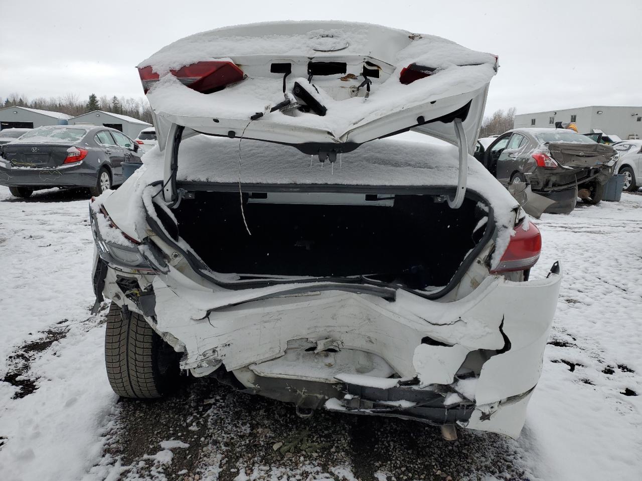 2017 Hyundai Elantra - zdjęcie 6