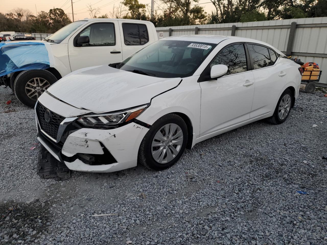 2020 Nissan Sentra - zdjęcie główne
