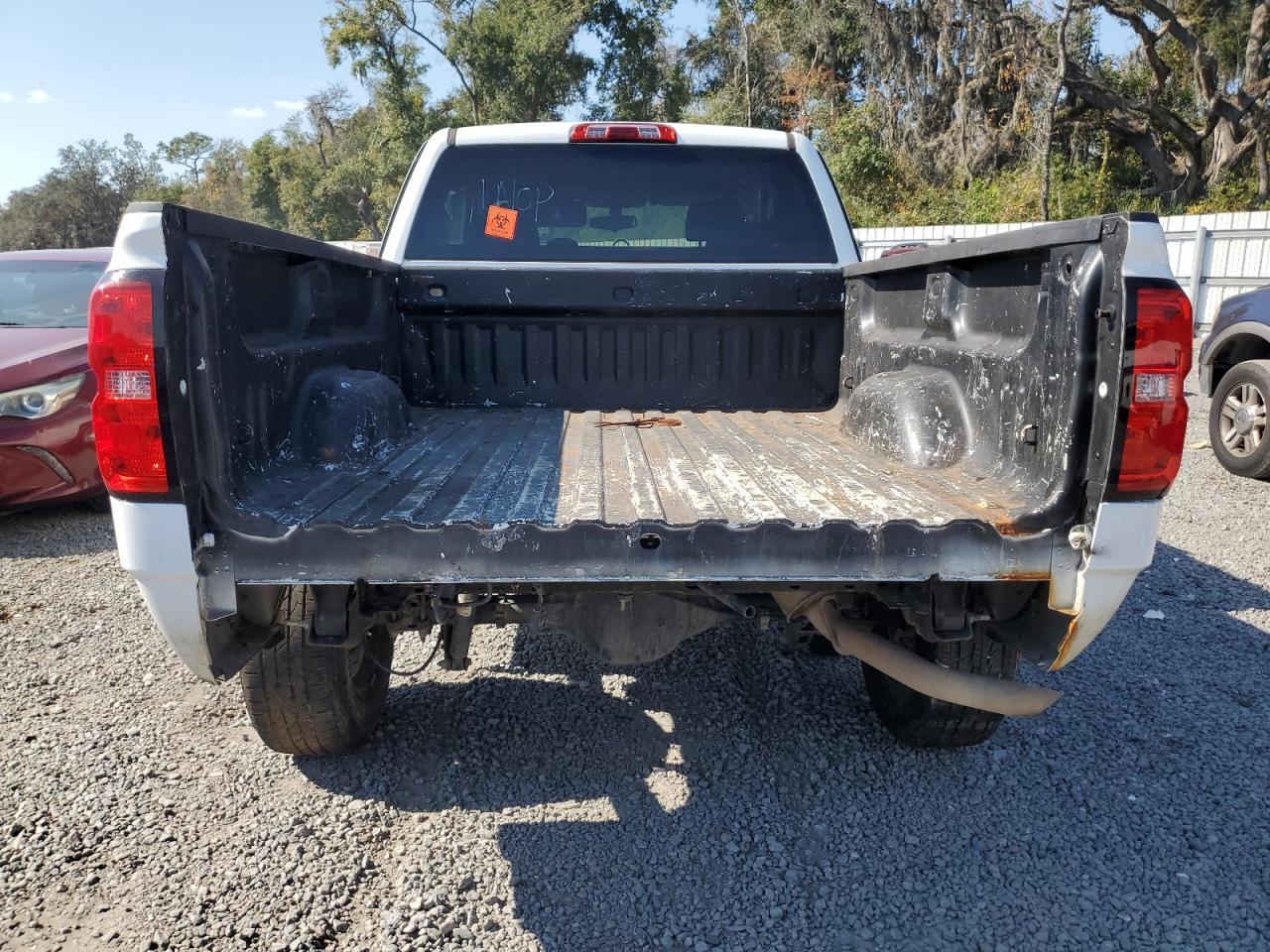 2018 Chevrolet Silverado - zdjęcie 6