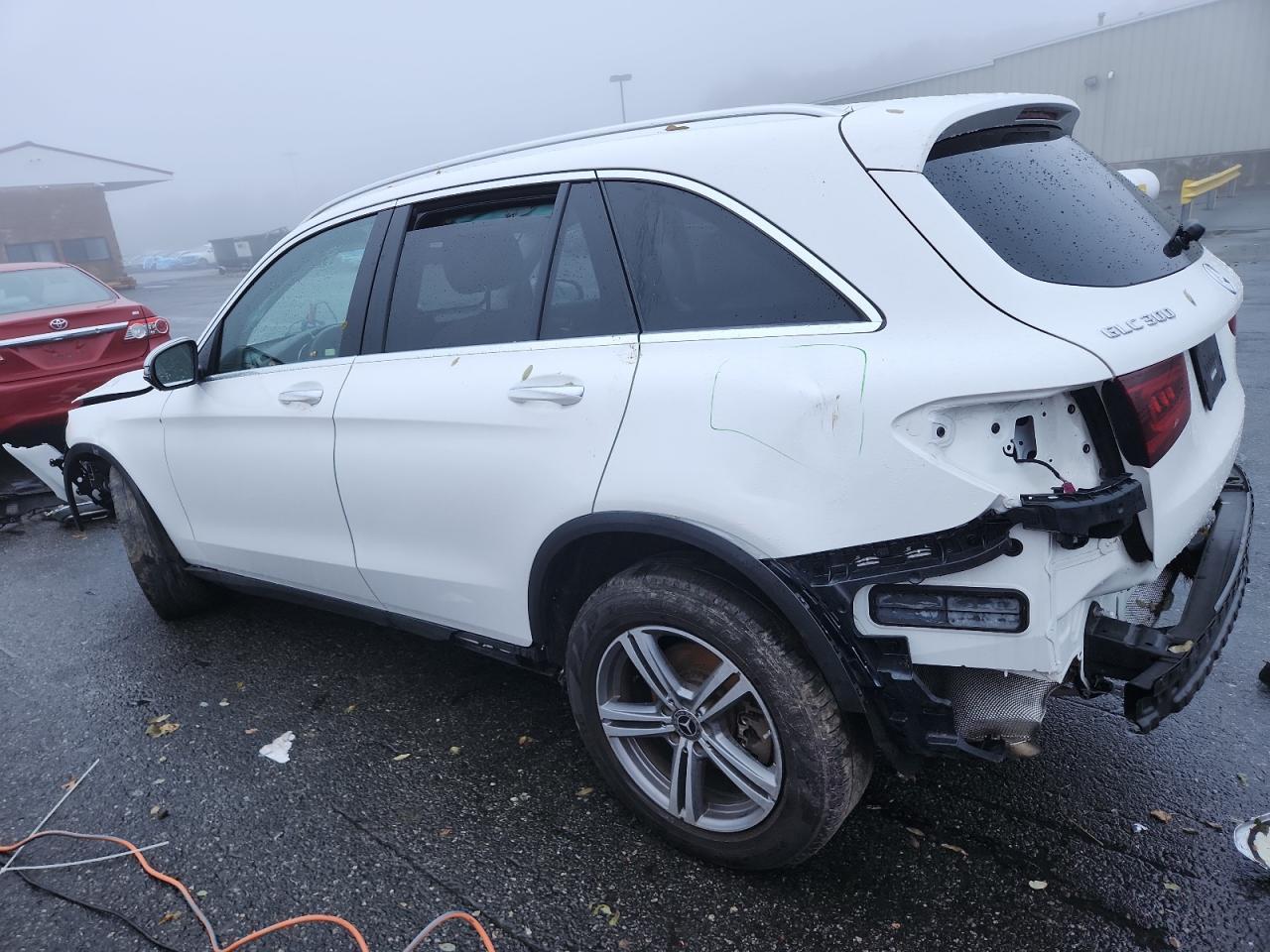 2022 Mercedes-Benz Glc 300 - zdjęcie 2