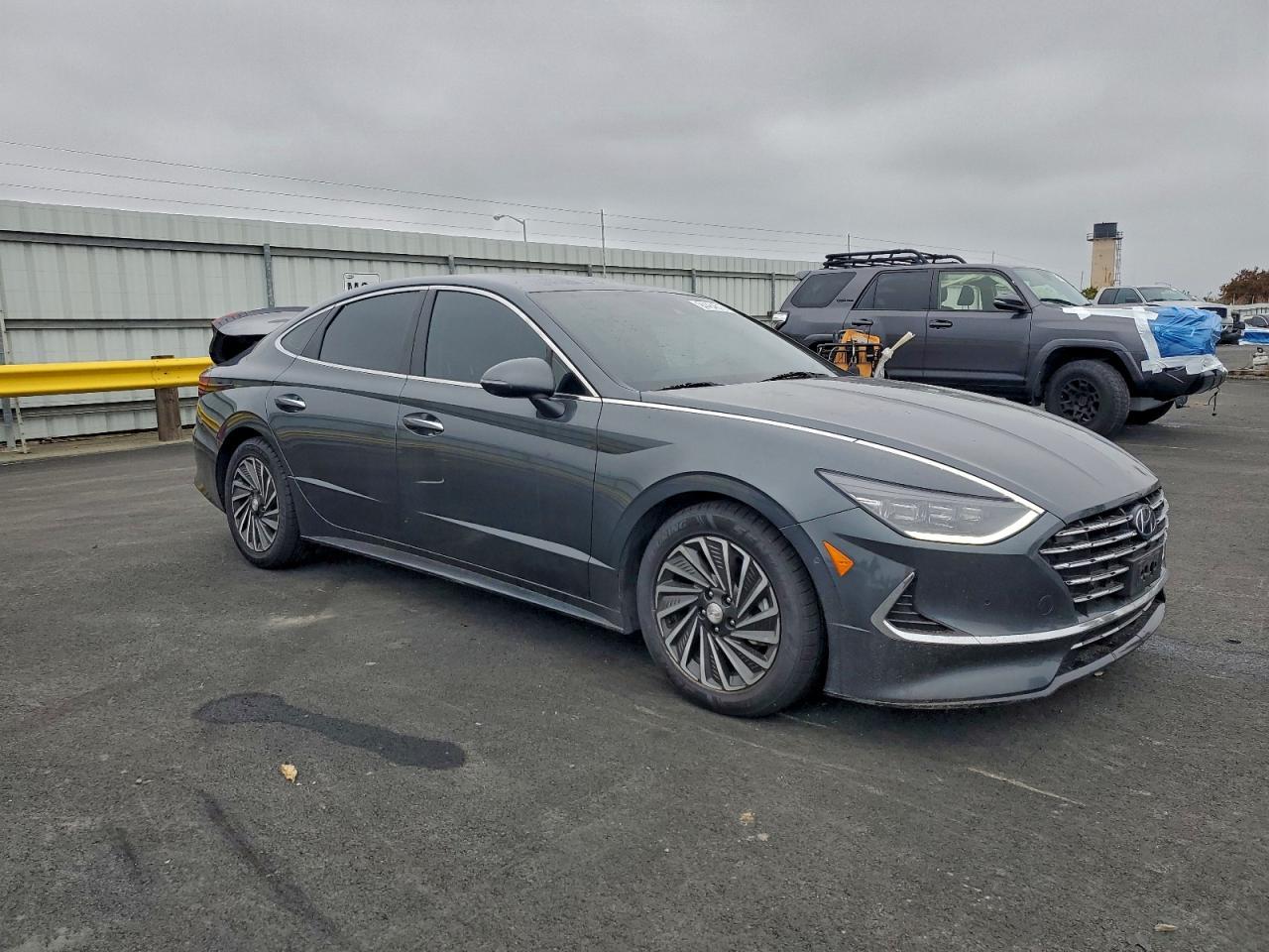 2022 Hyundai Sonata Hybrid - zdjęcie 4