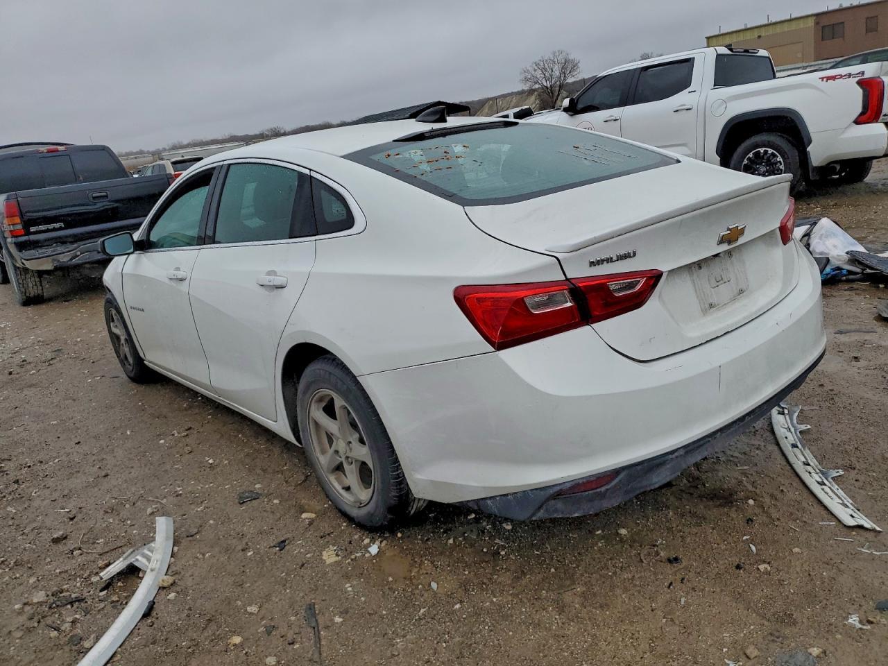 2017 Chevrolet Malibu Ls - zdjęcie 2