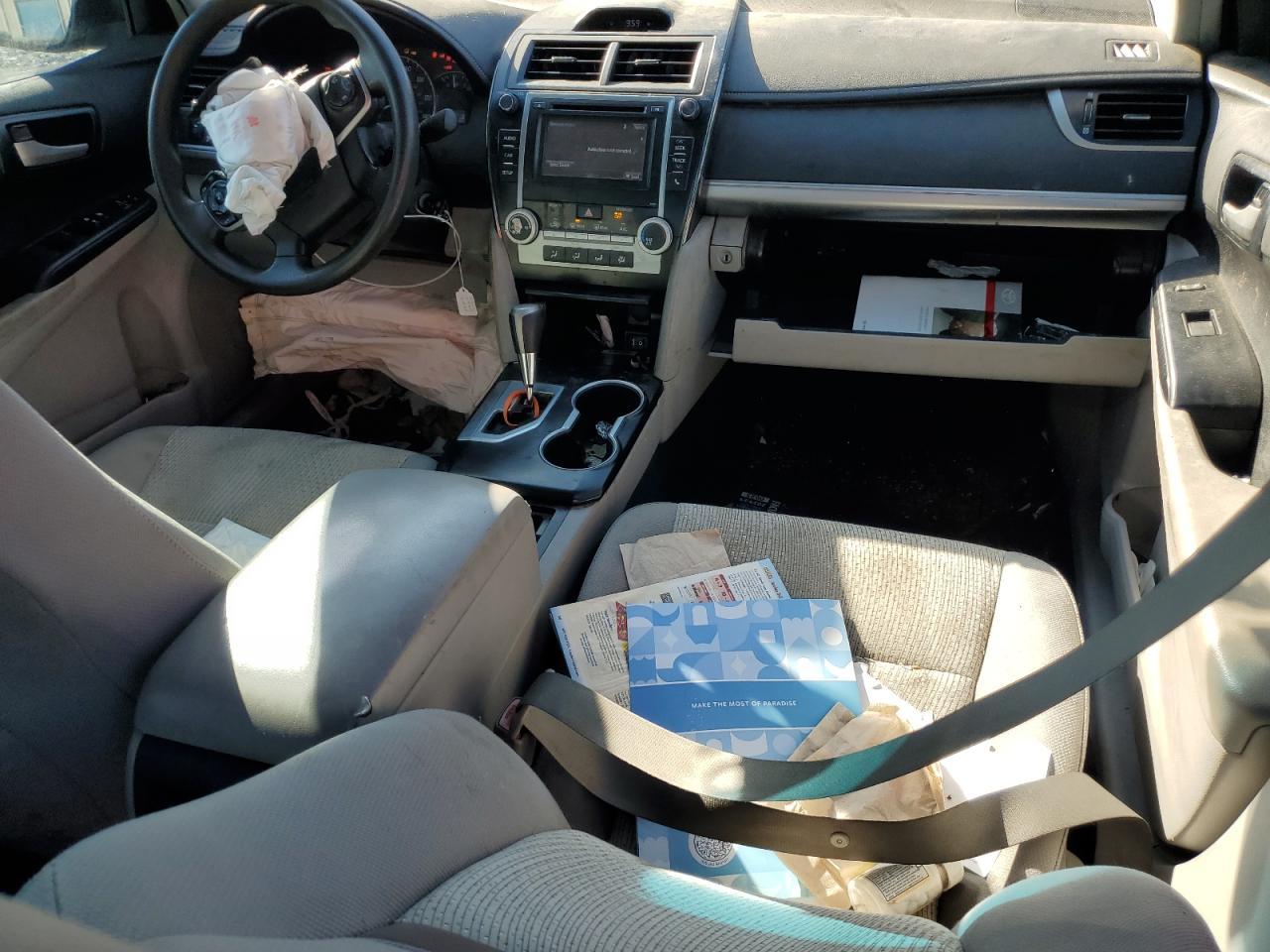 2014 Toyota Camry - zdjęcie 8