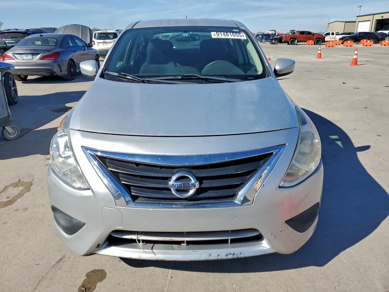 2017 Nissan Versa S - zdjęcie 5