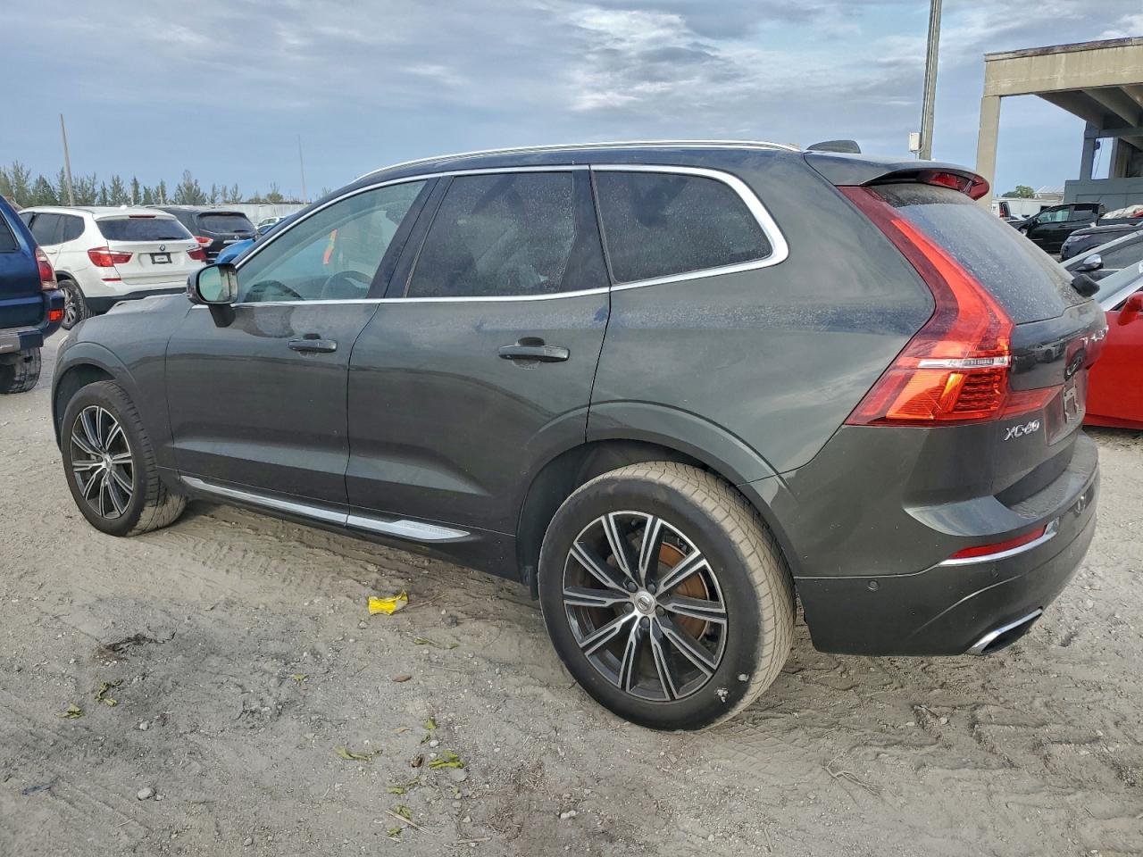 2018 Volvo XC60 - zdjęcie 2
