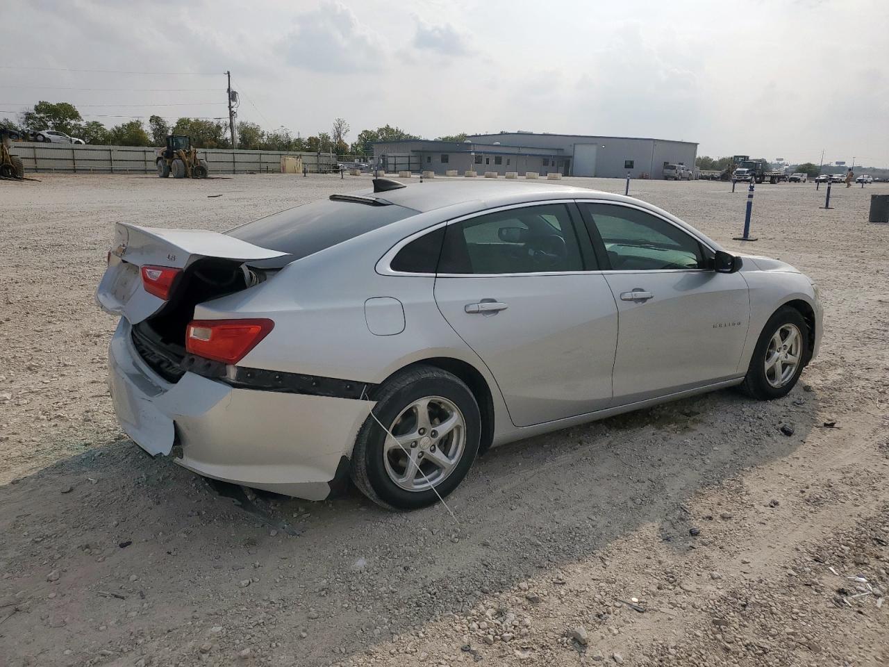 2016 Chevrolet Malibu Ls - zdjęcie 3