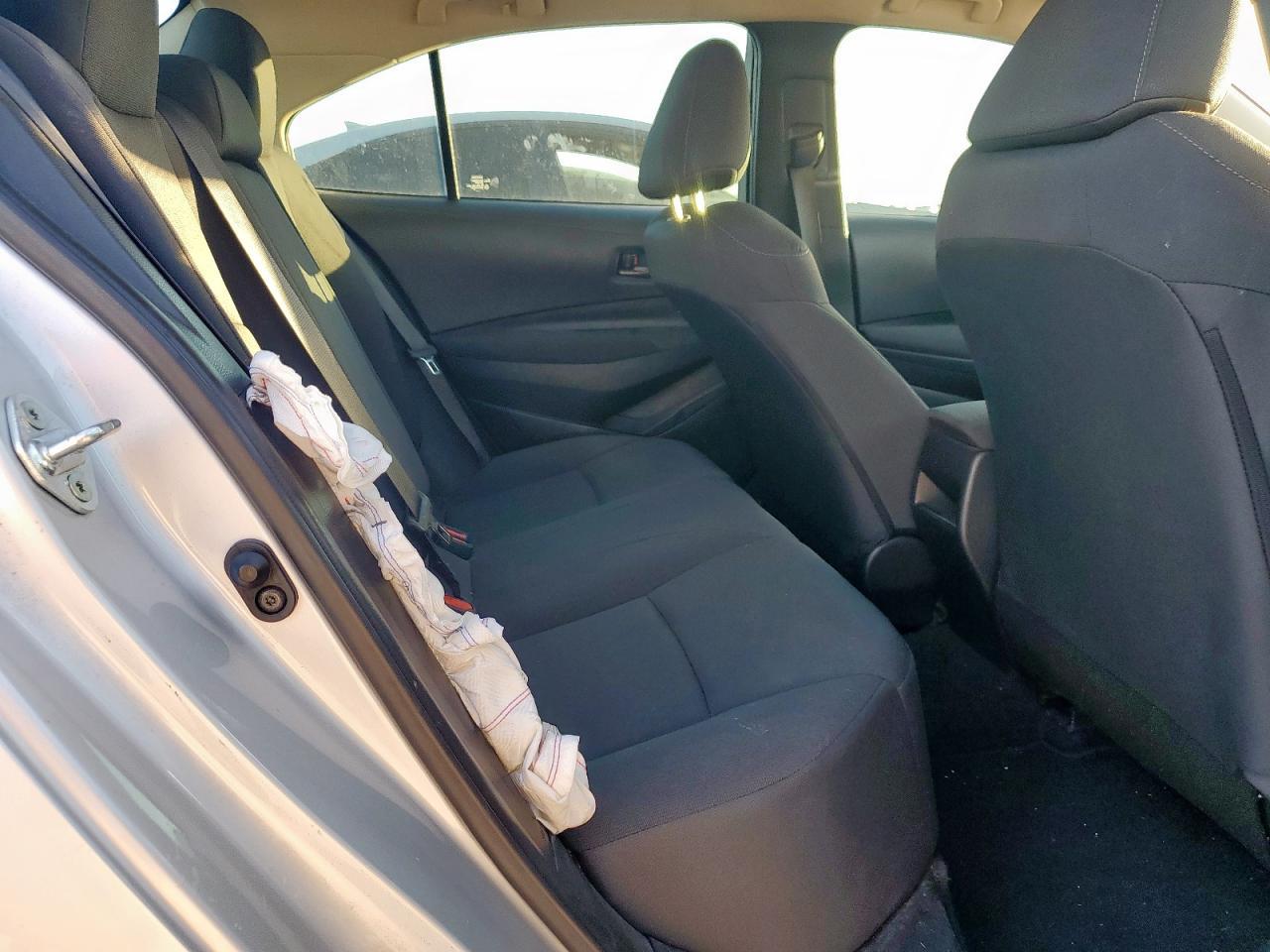 2022 Toyota Corolla - zdjęcie 10