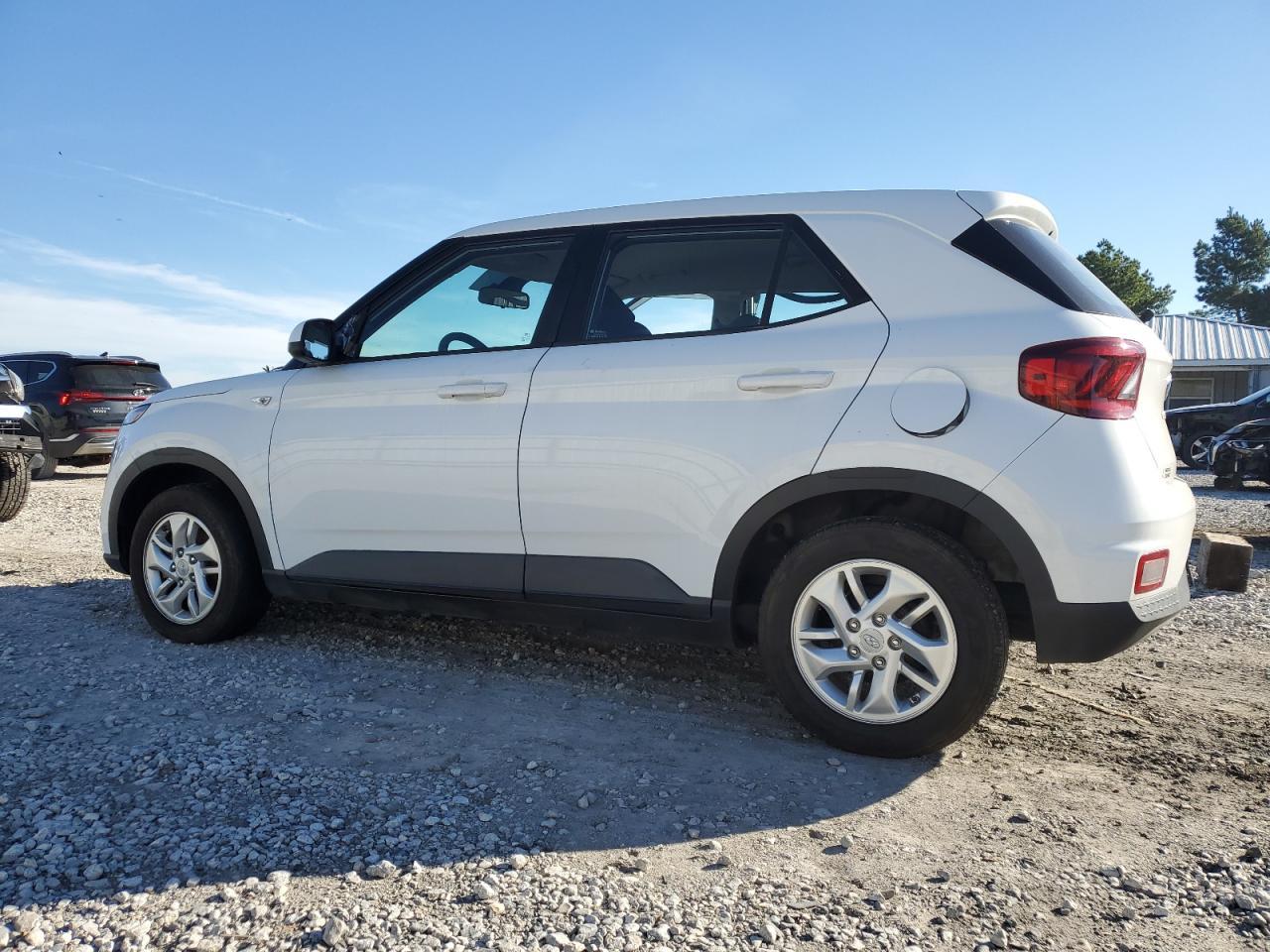 2021 Hyundai Venue Se - zdjęcie 2