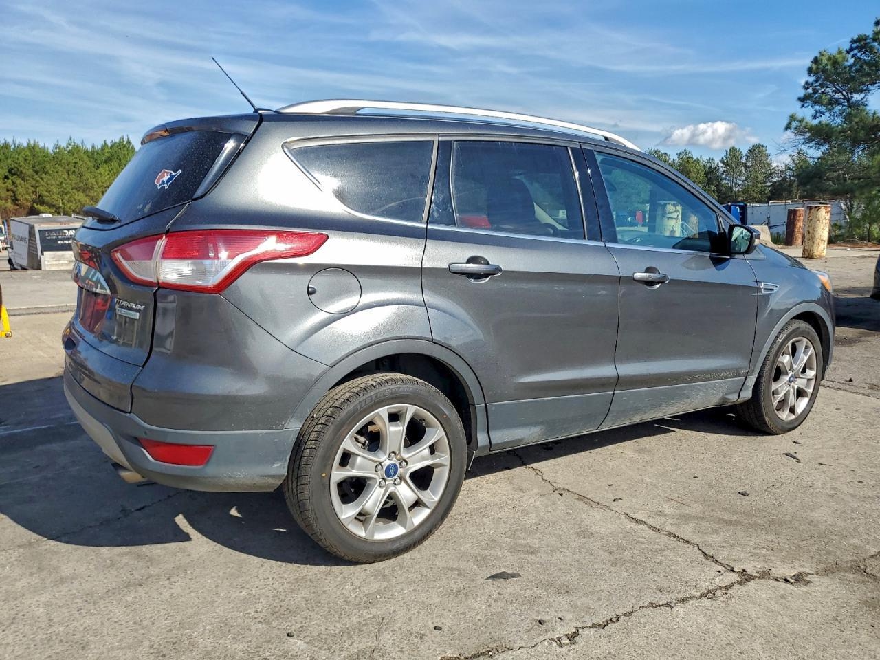 2015 Ford Escape - zdjęcie 3