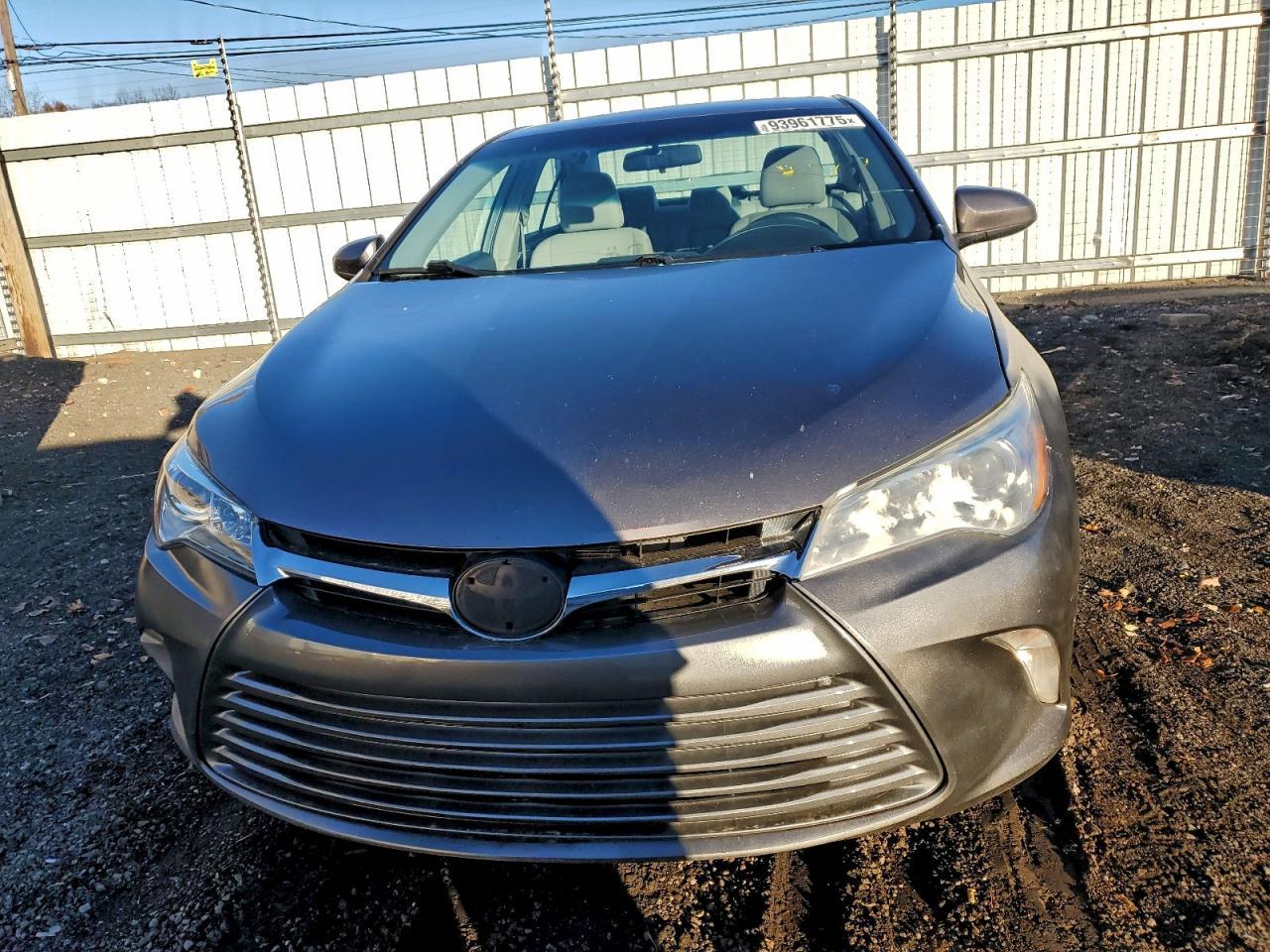 2015 Toyota Camry - zdjęcie 5
