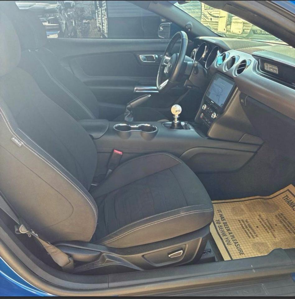 2017 Ford Mustang - zdjęcie 5