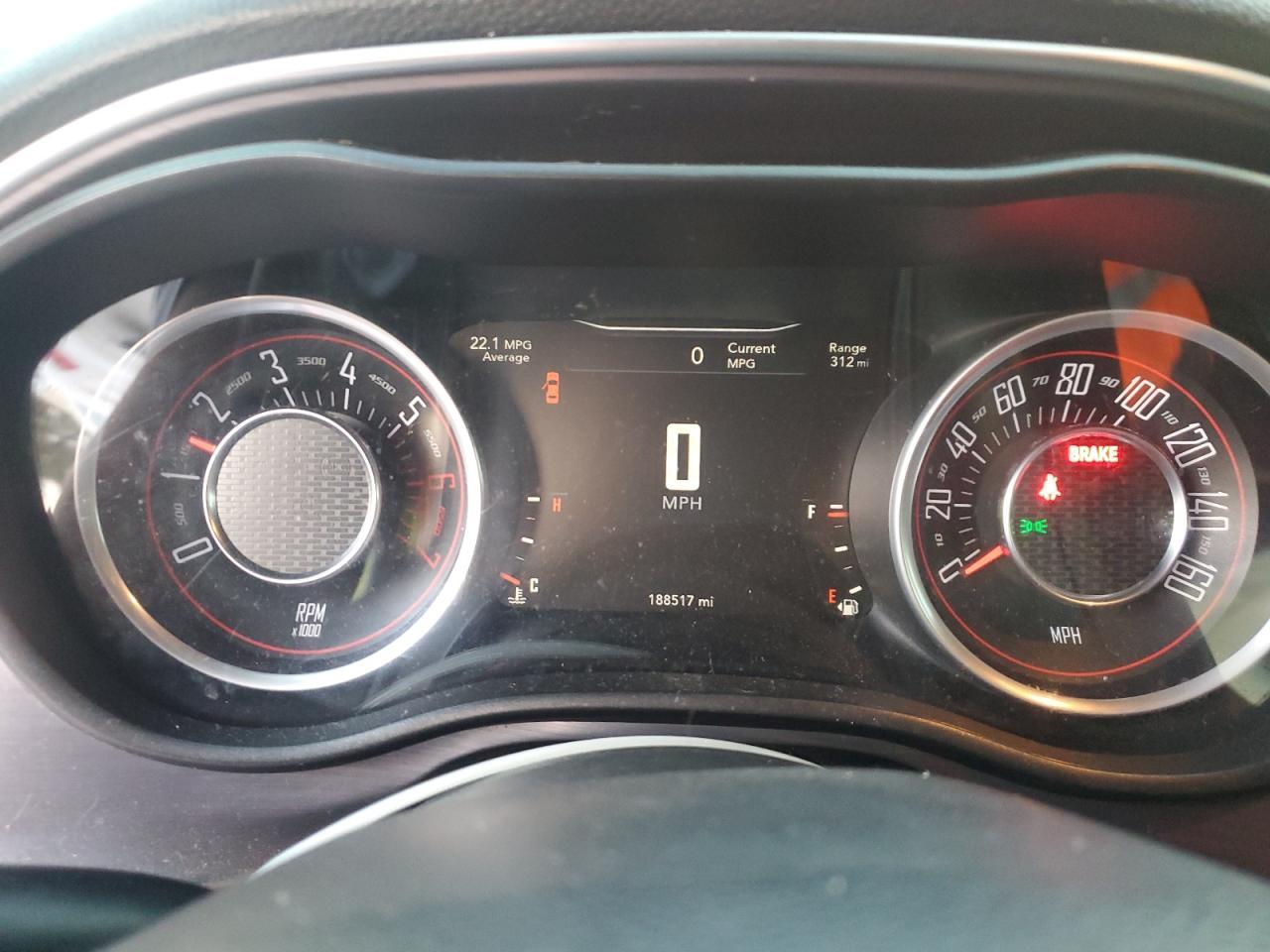 2015 Dodge Challenger Sxt - zdjęcie 9