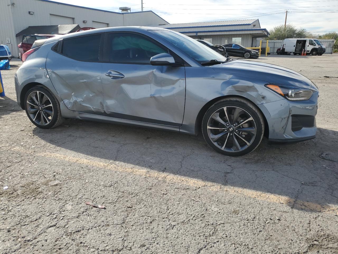 2020 Hyundai Veloster Base - zdjęcie 4