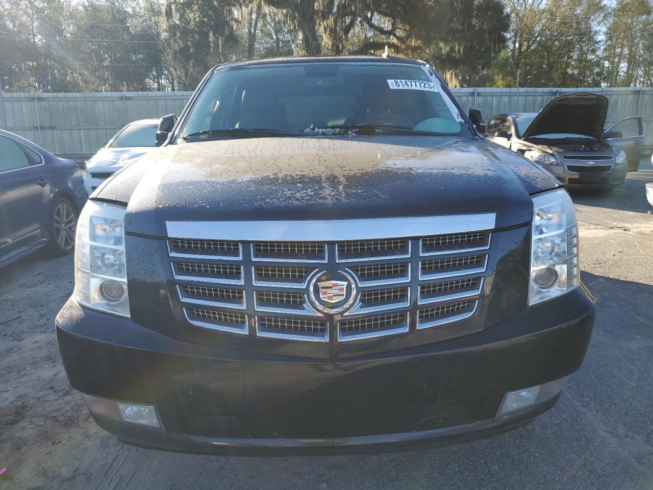 2013 Cadillac Escalade Luxury - zdjęcie 5